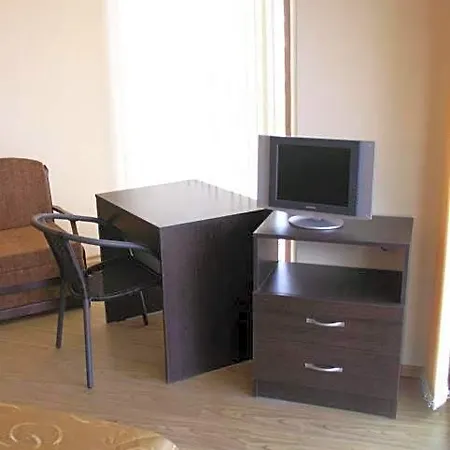 Serenity Hotel 3*